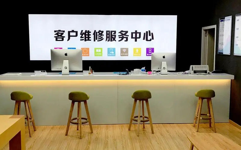 启东苏州苹果售后服务中心（换一个苹果15pro的屏幕多少钱）